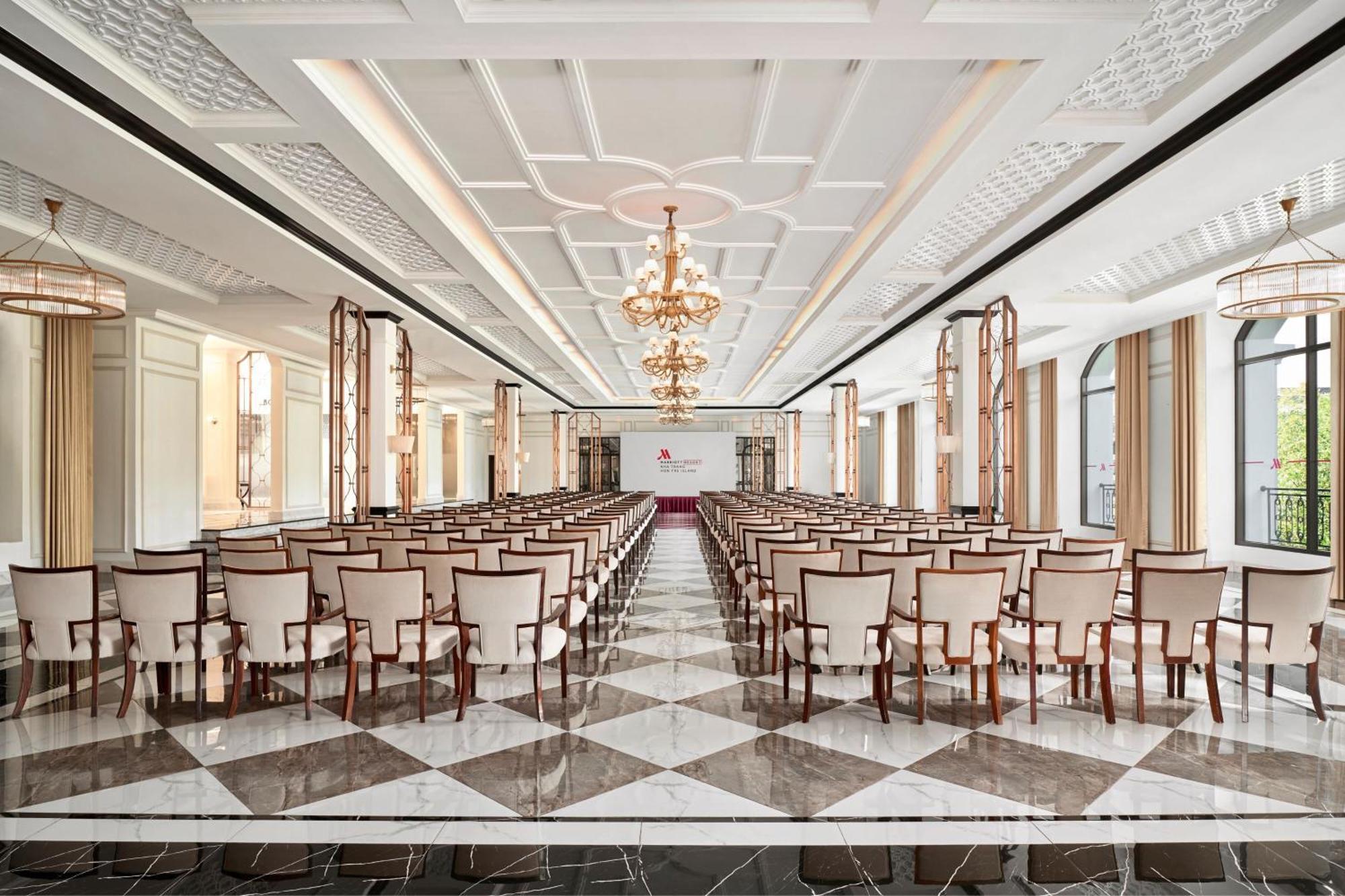 Nha Trang Marriott Resort & Spa, Hon Tre Island Екстериор снимка